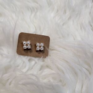 Aldo rose gold princess cut square multi pearl post back closure earrings